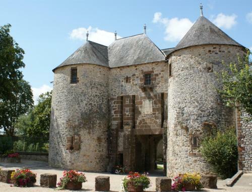 Santa Maria Villa Saint-Ouen-de-Mimbré Exterior photo